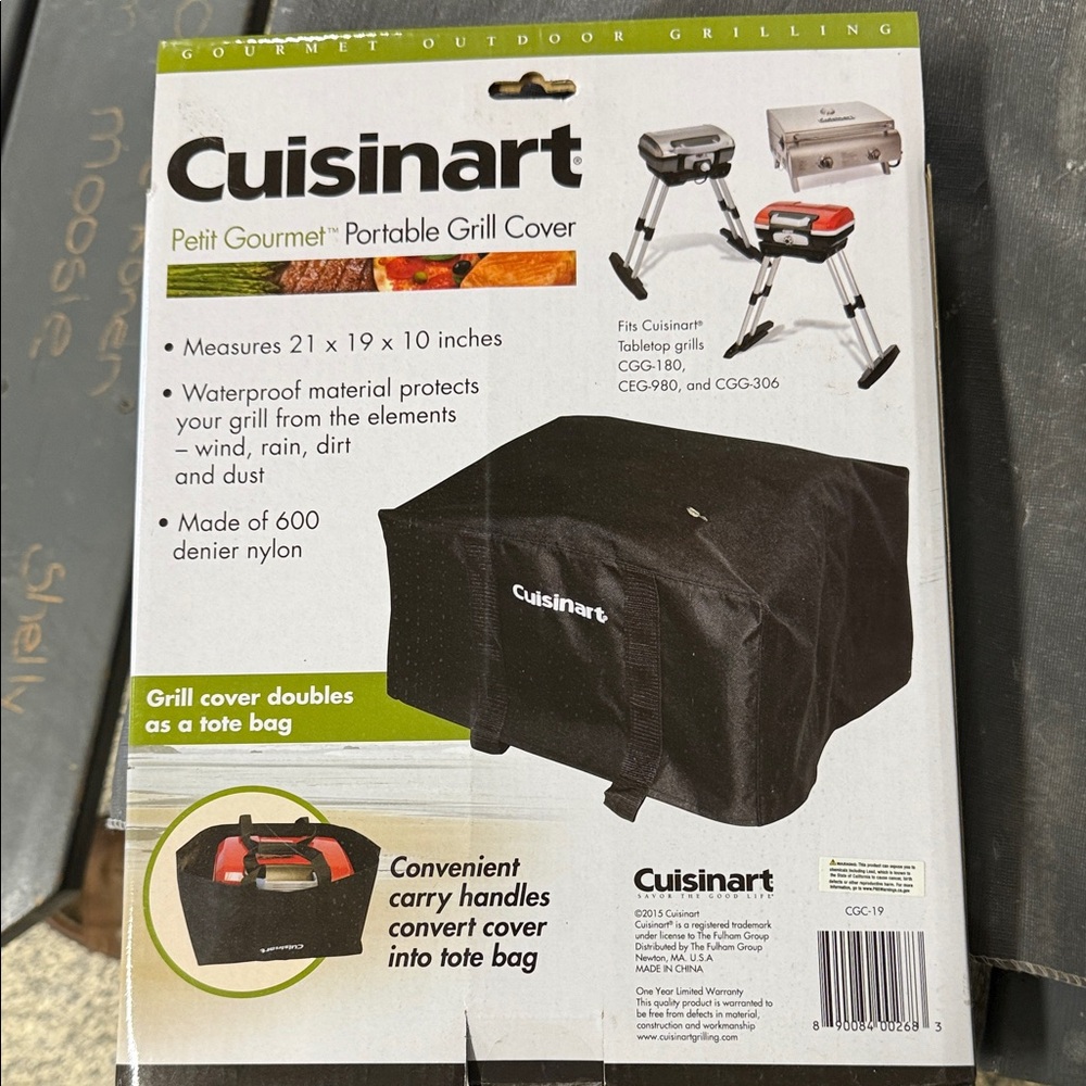 Cuisinart Black Petit Gourmet Portable Grill Cover, new in box.